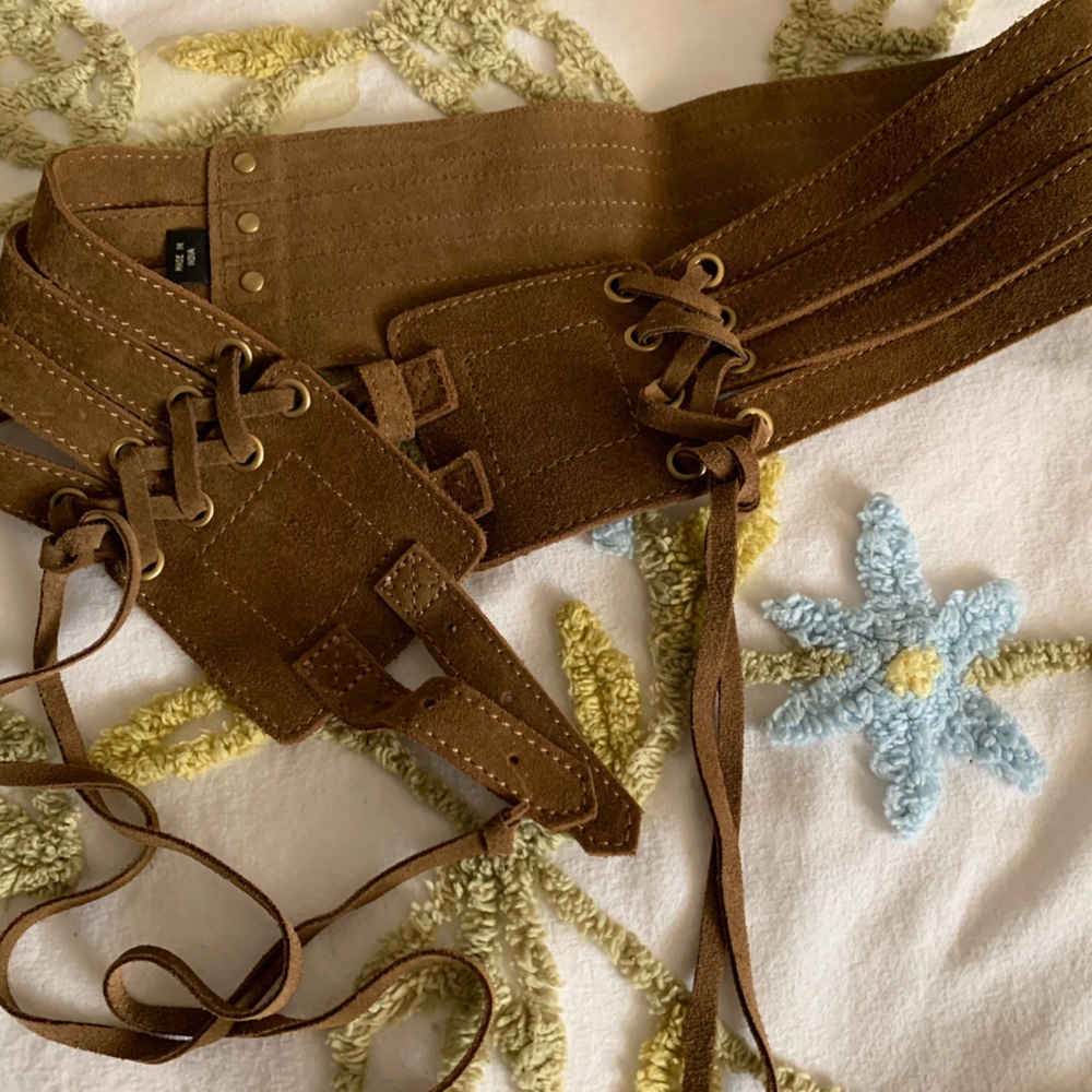 Spell and the gypsy belt size small